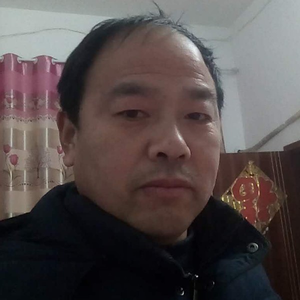 左世民的照片