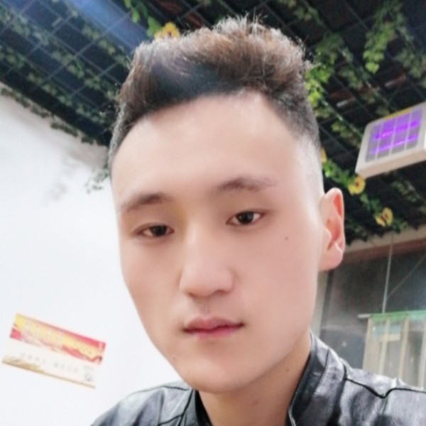 失眠苦恋高山的照片
