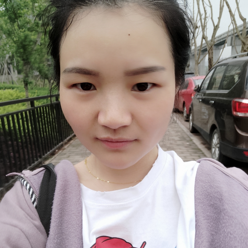 月亮激昂的照片