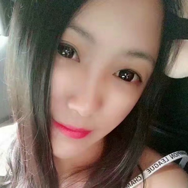 提莫小姐姐的照片