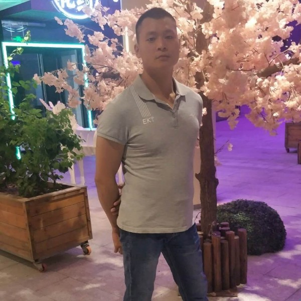 欢呼邂逅绝恋的照片