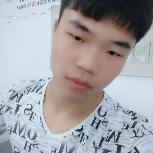 大大怪叔叔。的照片