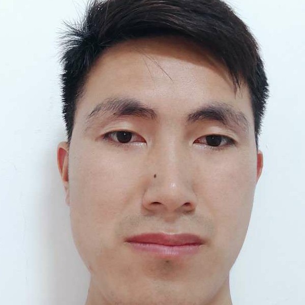 火星上踢红牛的照片