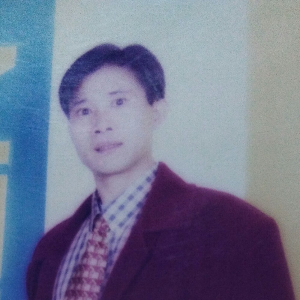 贤惠离歌的照片