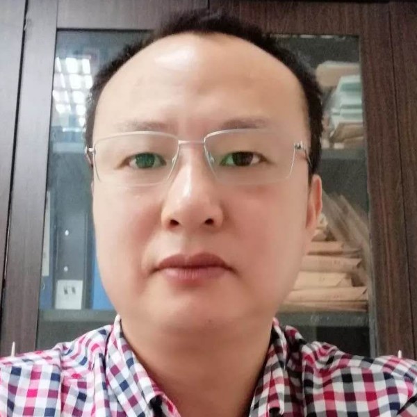 红锟的照片