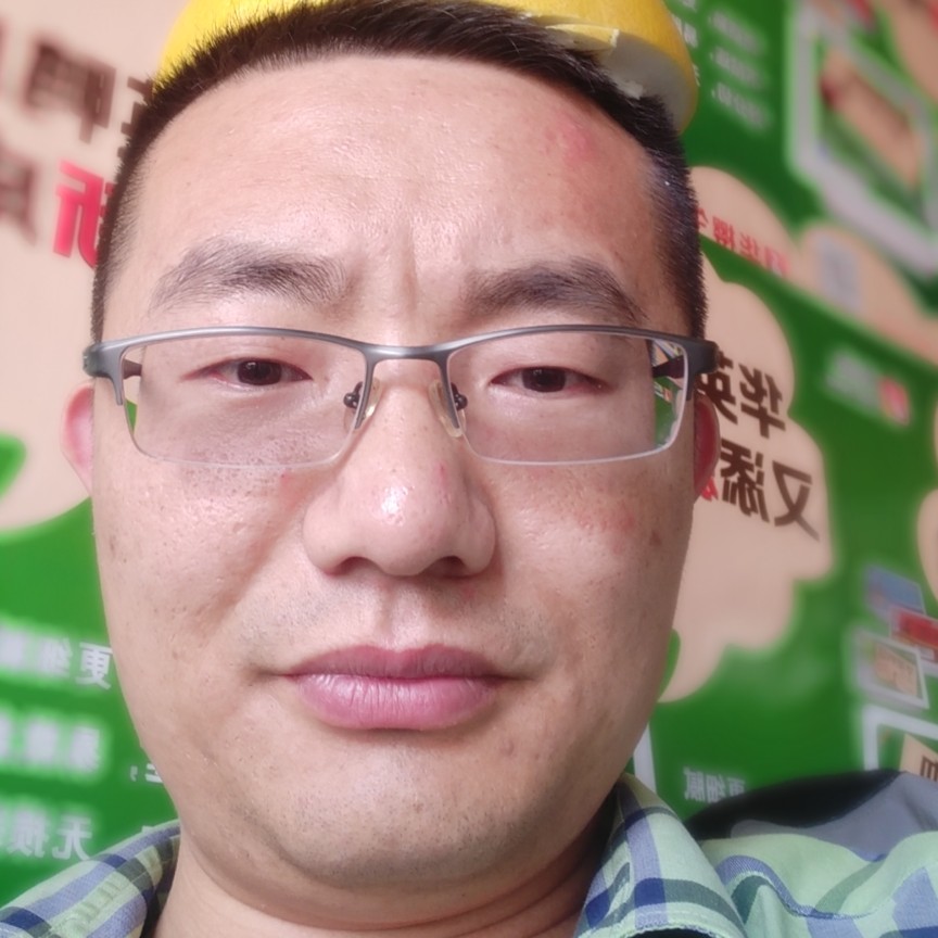 老迟到与毛豆的照片