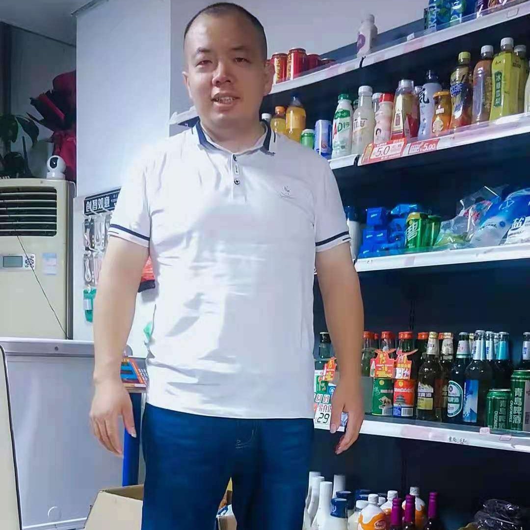 含蓄邂逅鸡的照片