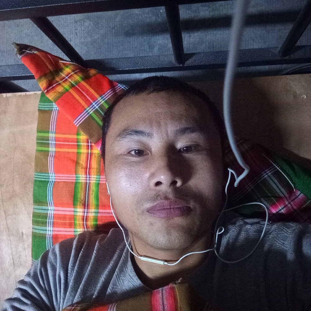 错落就背包的照片