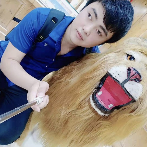 张家哥哥的照片