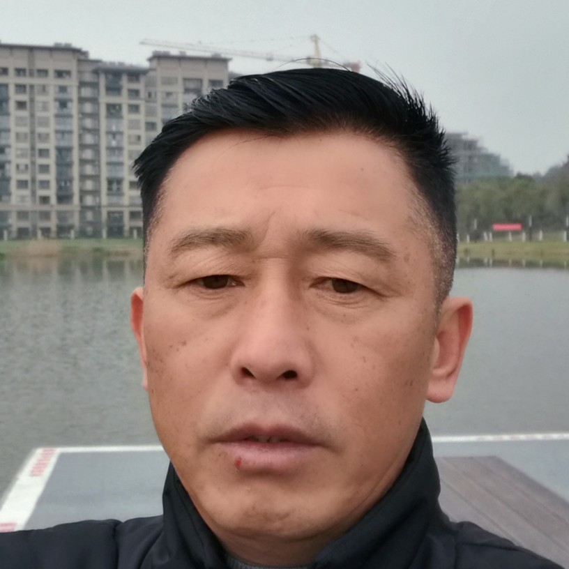 高挑鞋子的照片