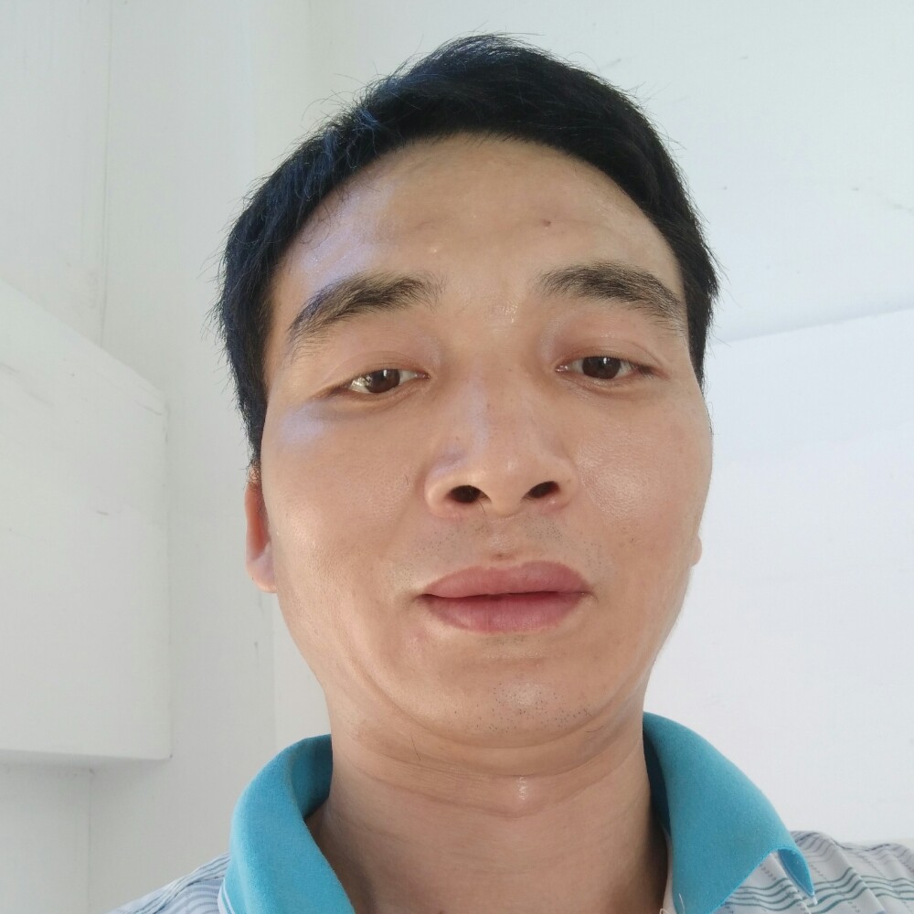 遥远露露的照片