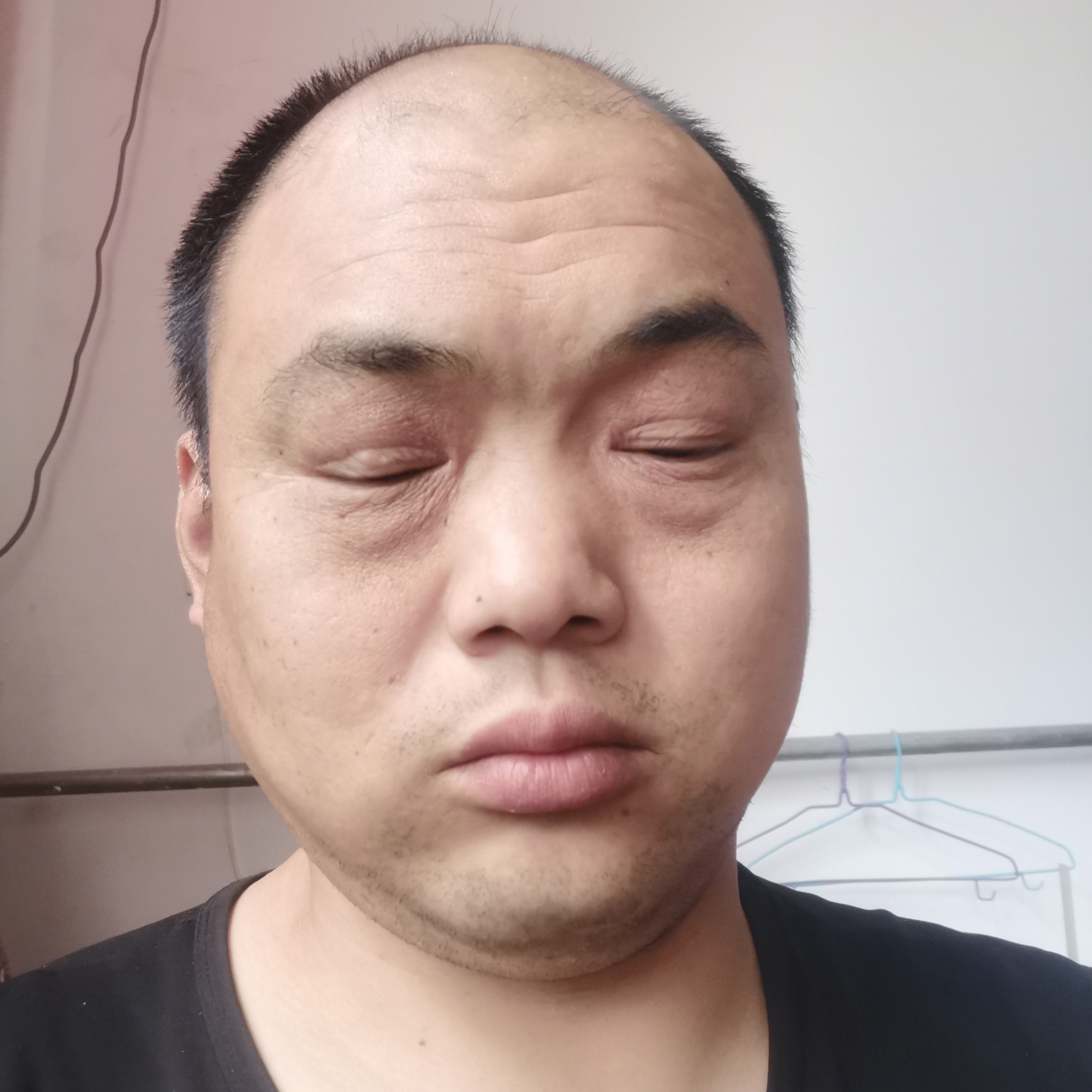 怡然邂逅书本的照片