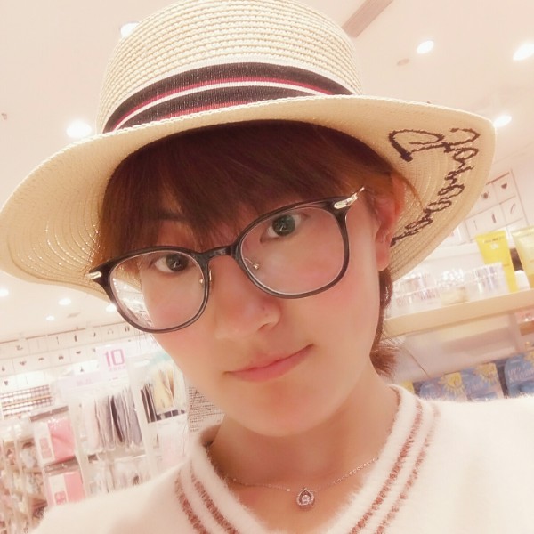 枫叶冷眸的照片