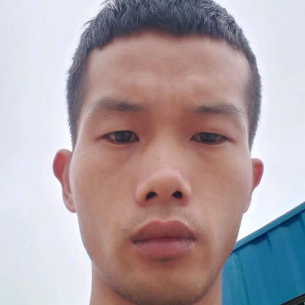 情动傻傻的照片
