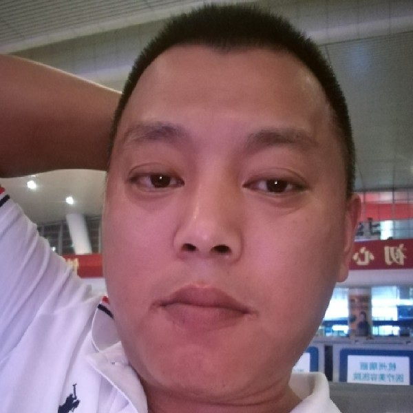 大方与海燕的照片