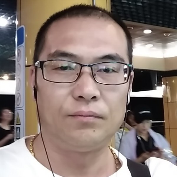 敏感倾心过客的照片