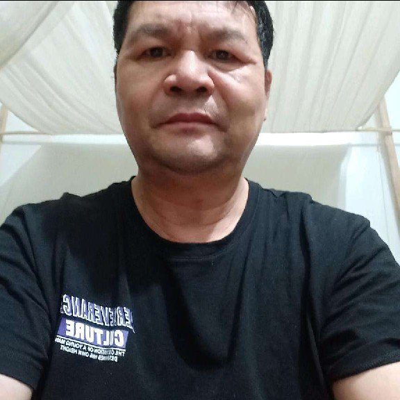 寂寞浅吻红尘的照片