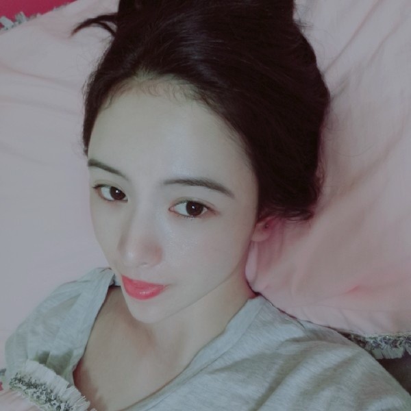 琪琪ci的照片