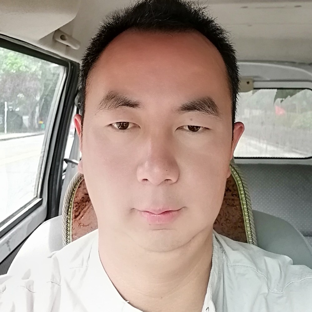 杨再成的照片