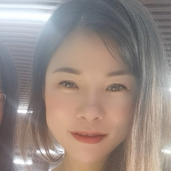 芬芳百合的照片