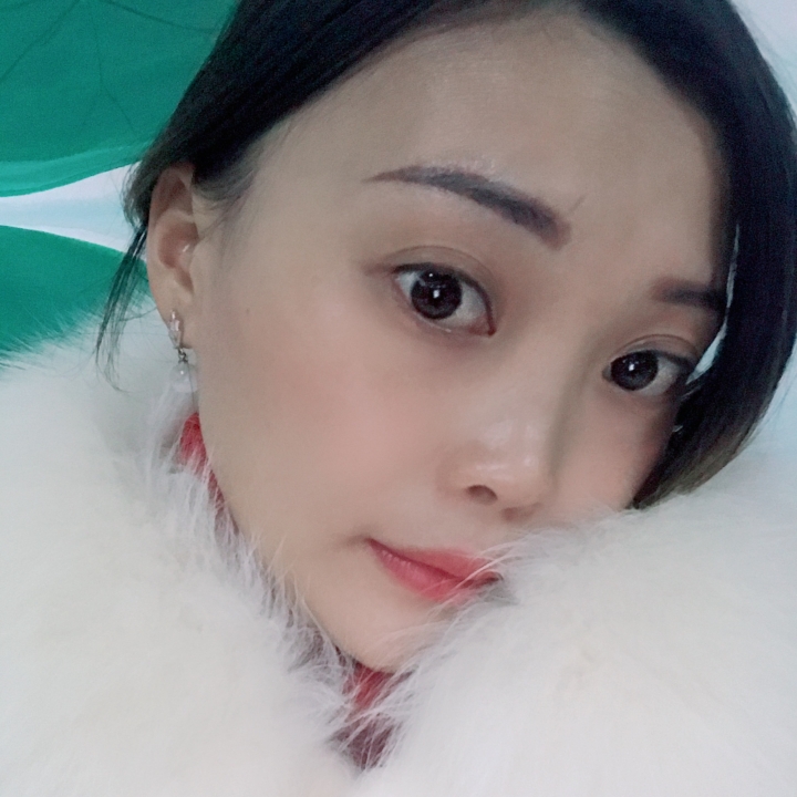 冬日漫步美丽的照片