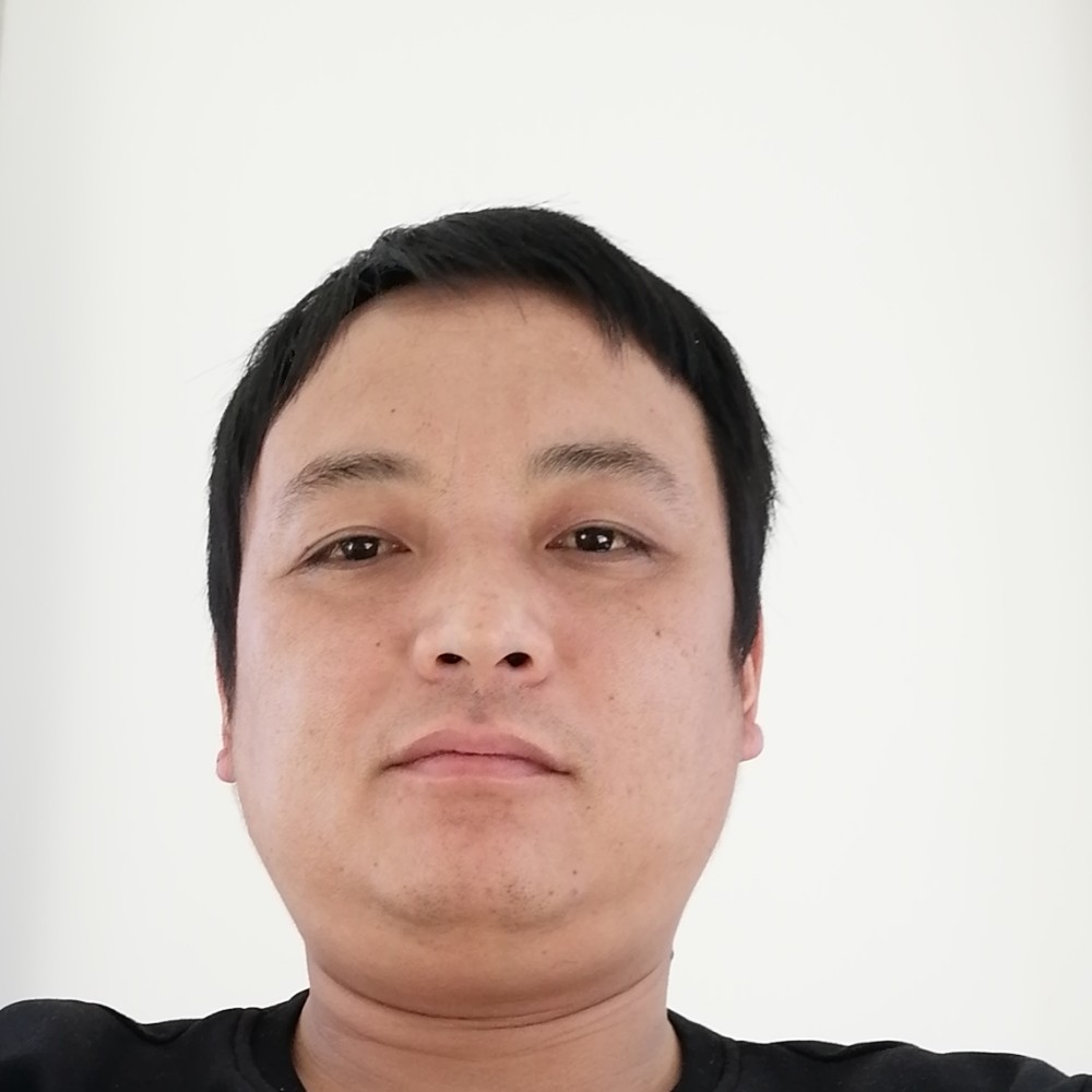 国敬的照片