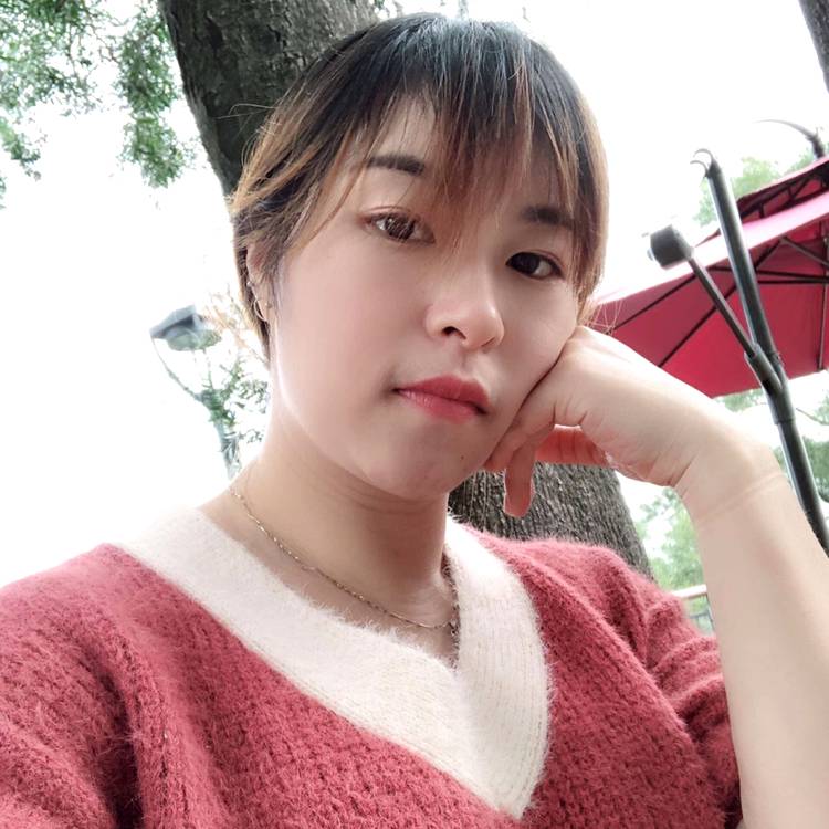 小松鼠会撒娇的照片