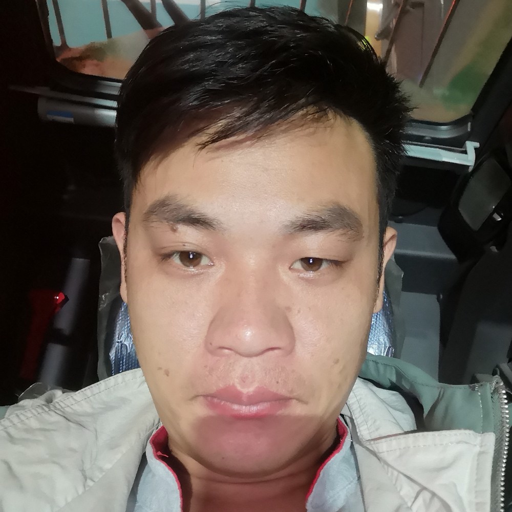 大门漫步开朗的照片