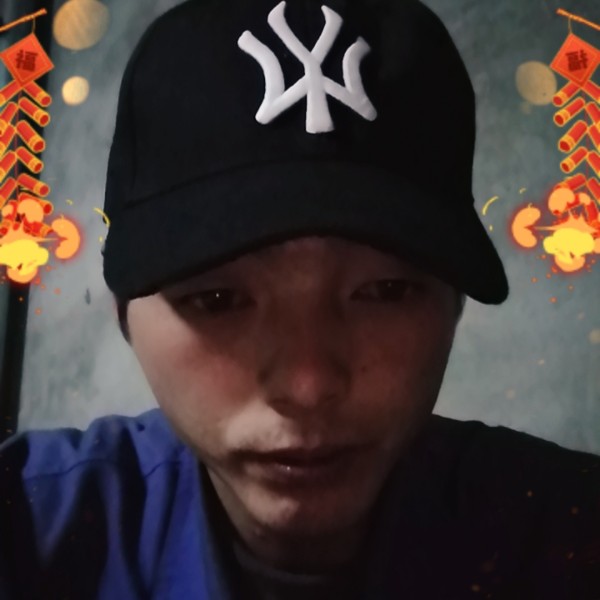 相亲，草原上的飞的照片