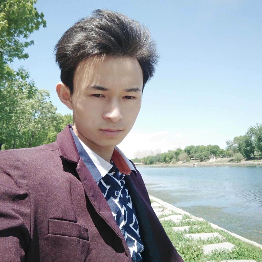 漠然的睫毛膏的照片