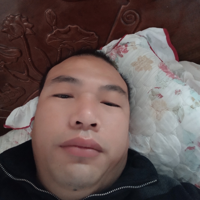 平常辉的照片