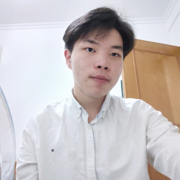 一只喵星人的照片