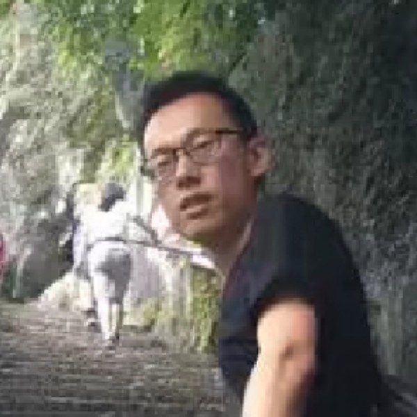 迈克尔唐僧的照片