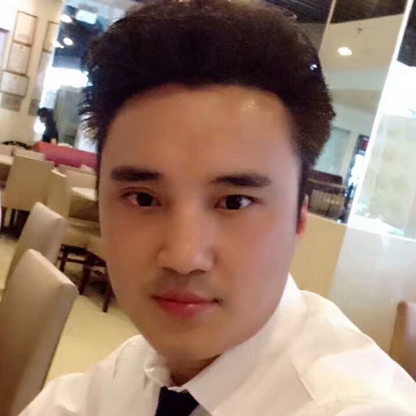 一口吞下泡泡糖的照片