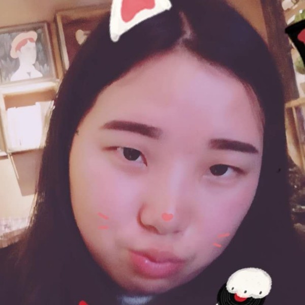 清瓷的照片