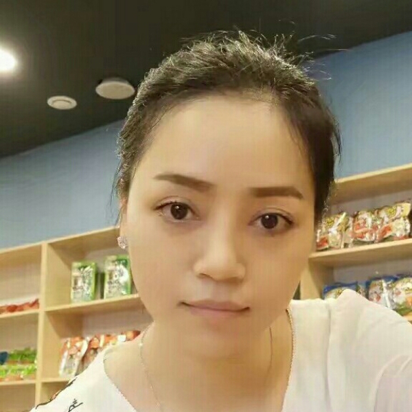 爱撒娇酒窝的照片