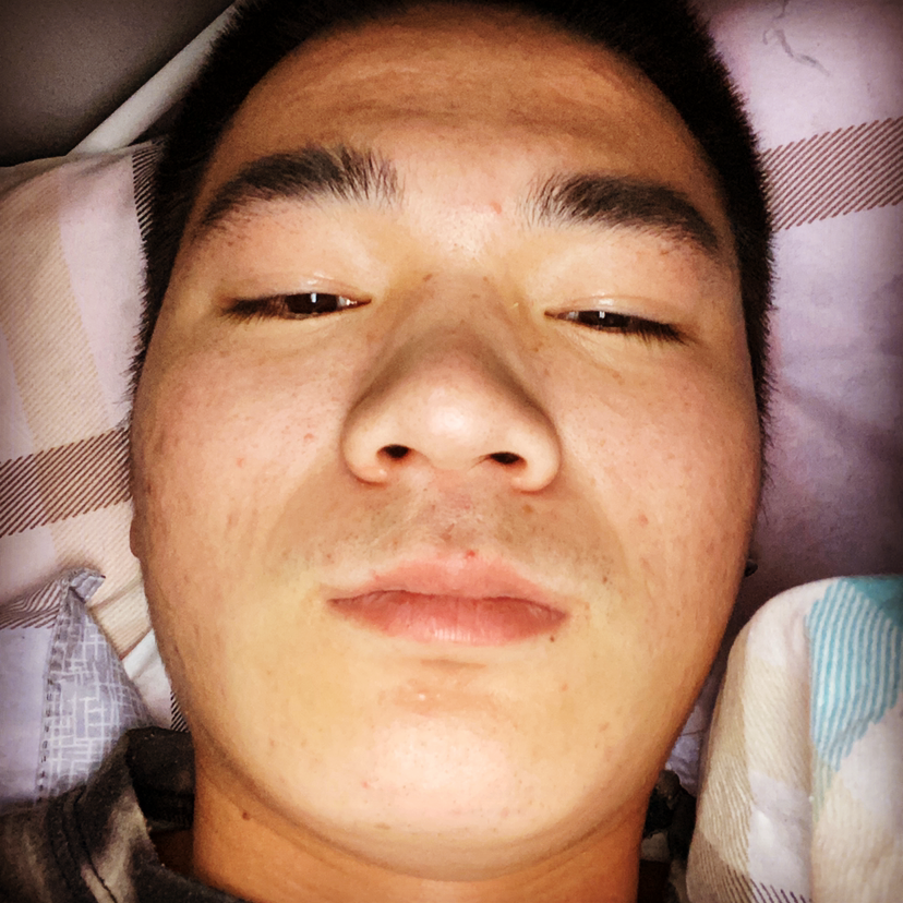 调皮等待秋天的照片