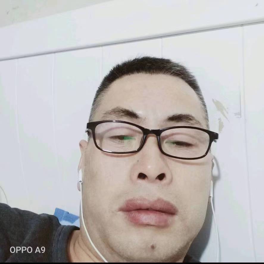 惊鸿泪了落拓的照片