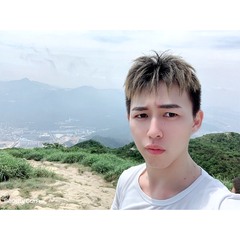 吐司&谨慎的照片