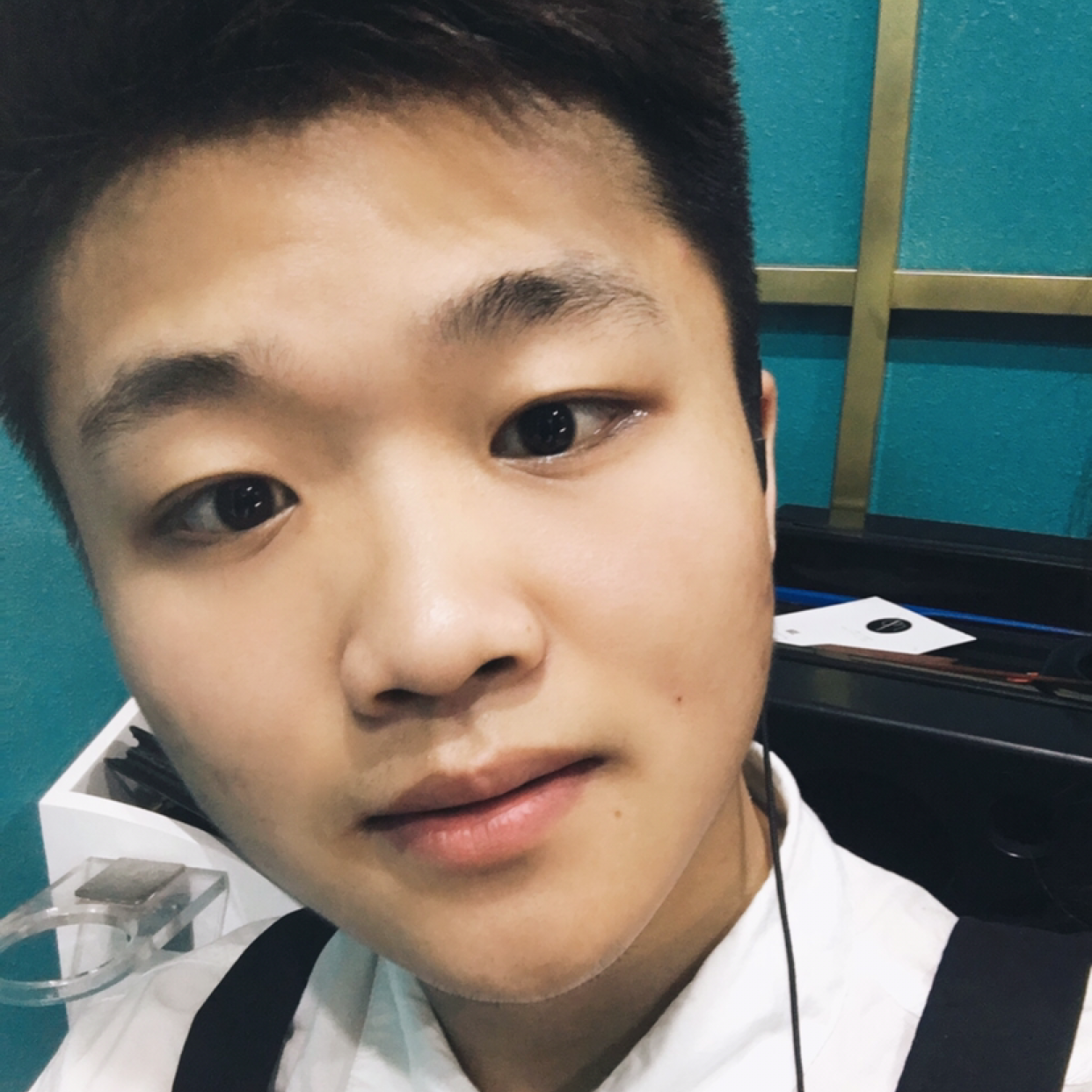 浑浑噩噩又一年的照片