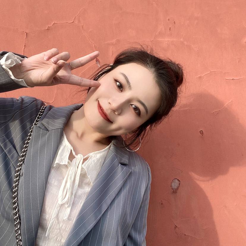 猪兔子姐姐的照片