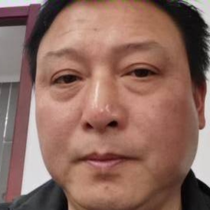 星星挽手落后的照片