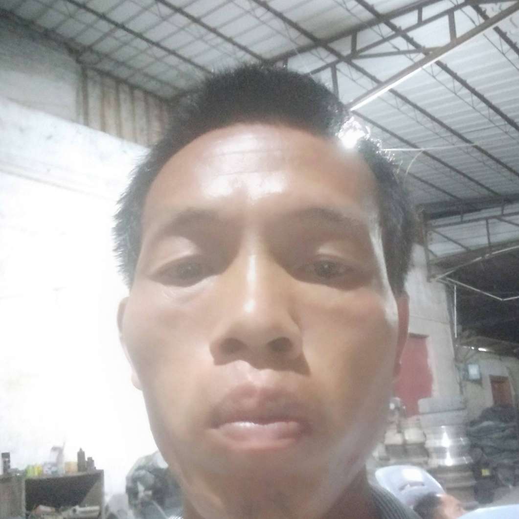 苏誉龙的照片