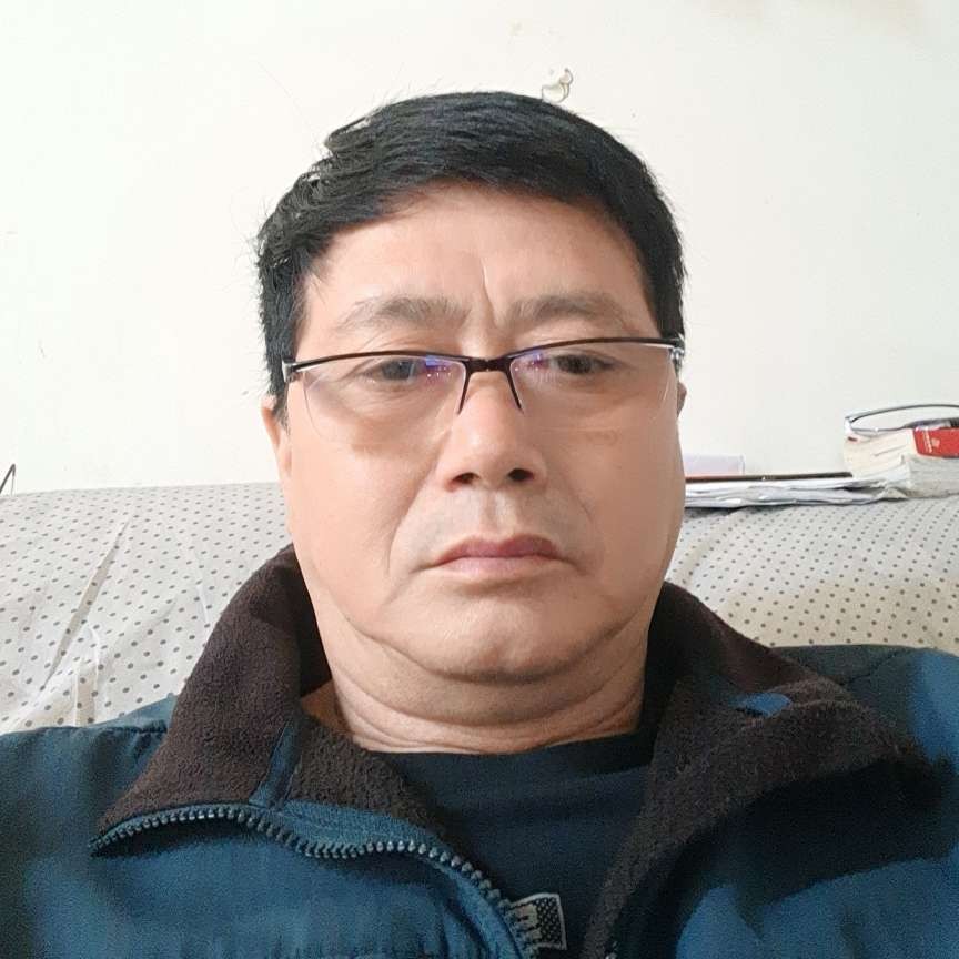 矮小拾忆电话的照片