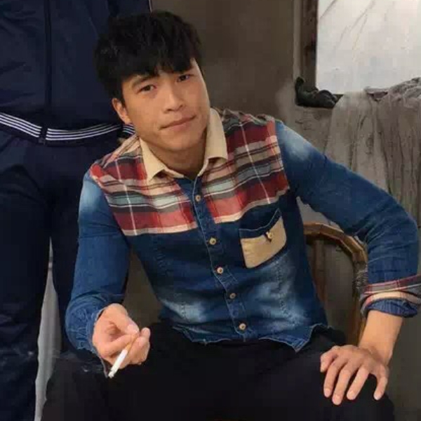 重金求暴富的照片