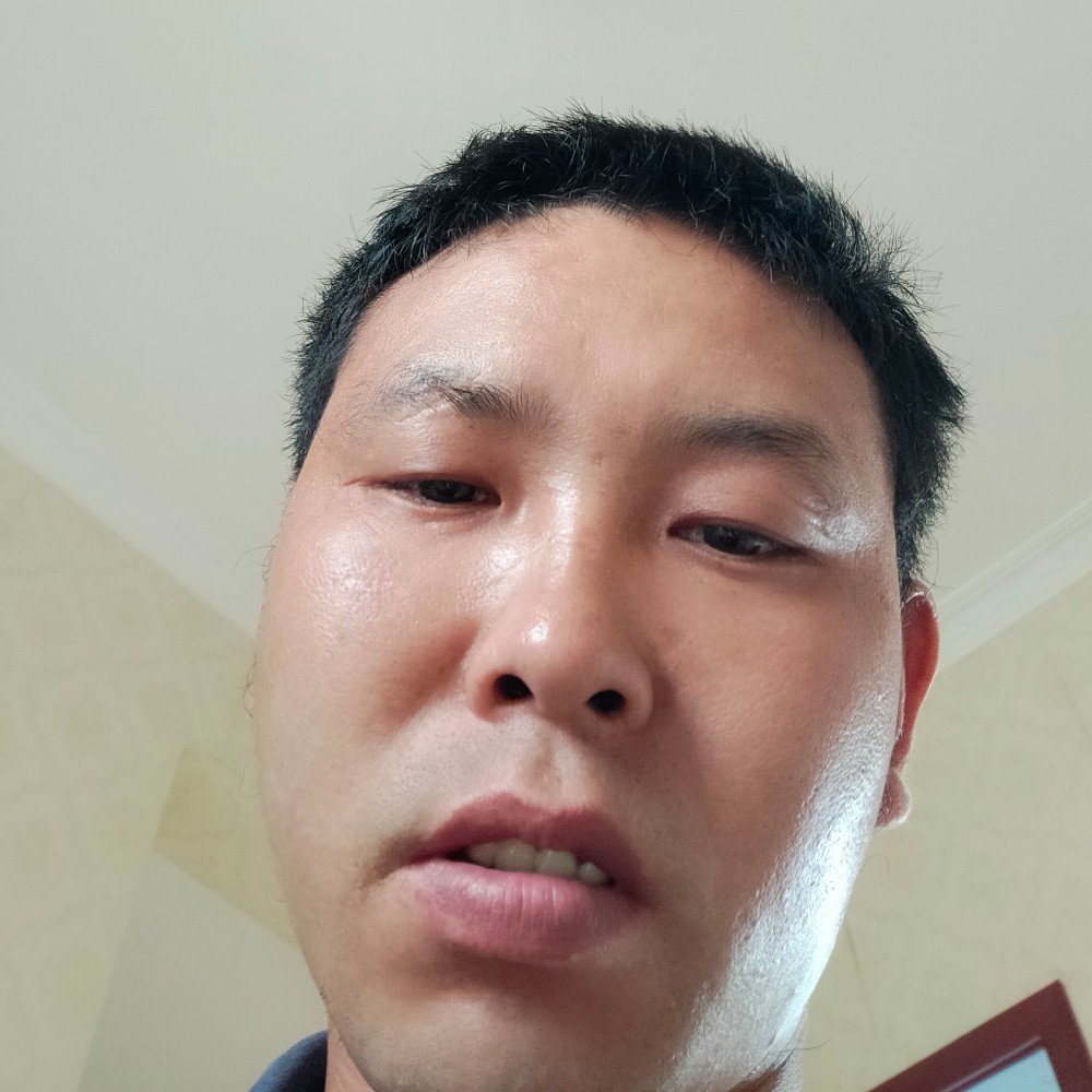 帆布鞋方心灵美的照片