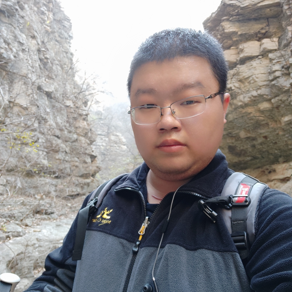 无衣师尹的照片