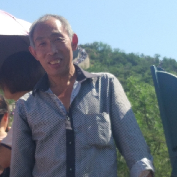 大碗回眸激动的照片