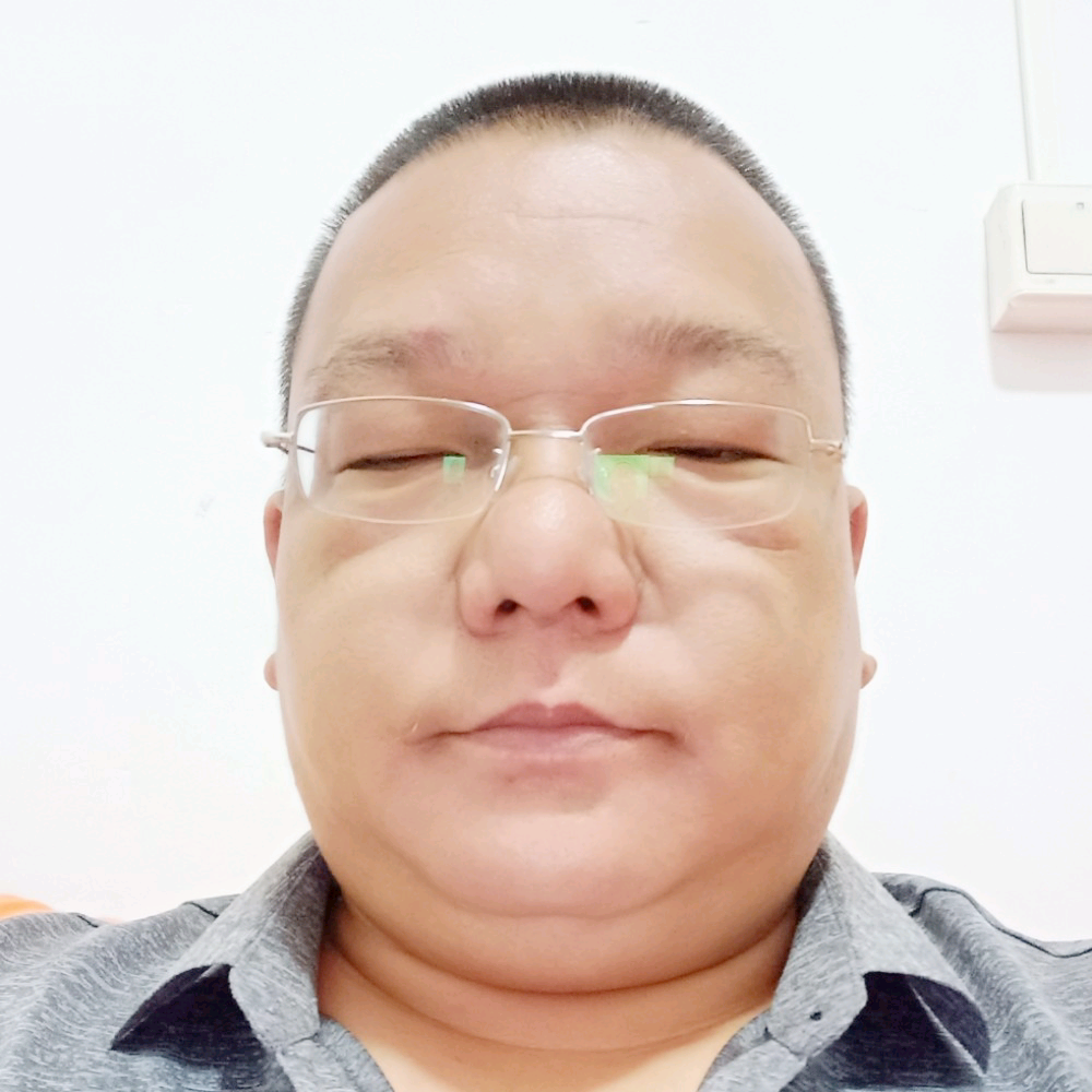 点一根寂寞的烟的照片