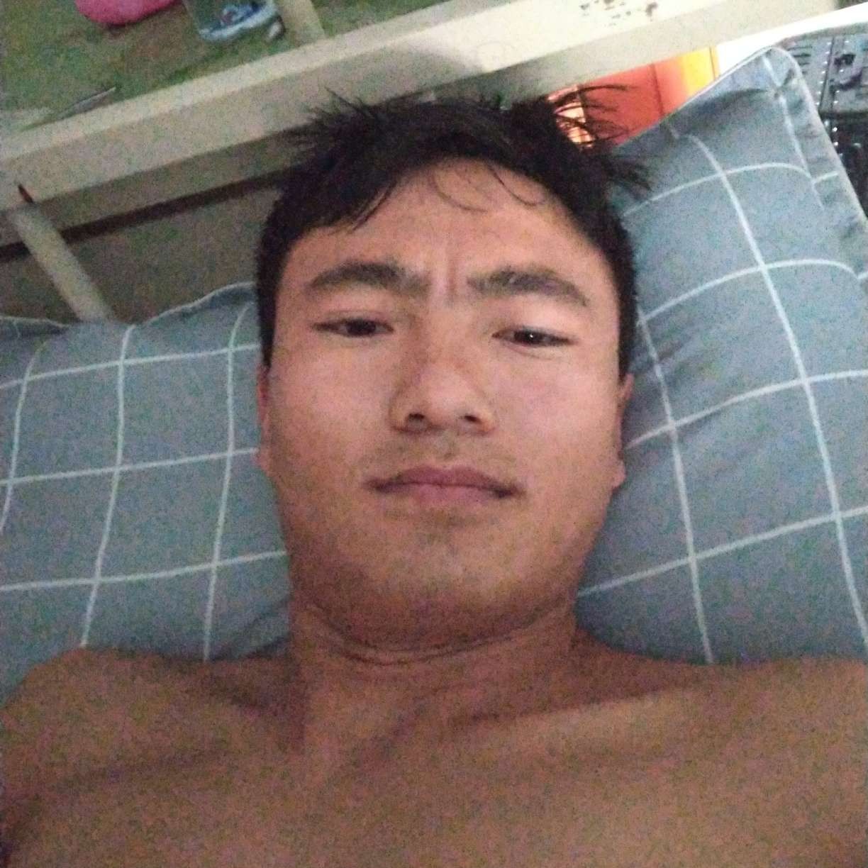 活力泪了情殇的照片